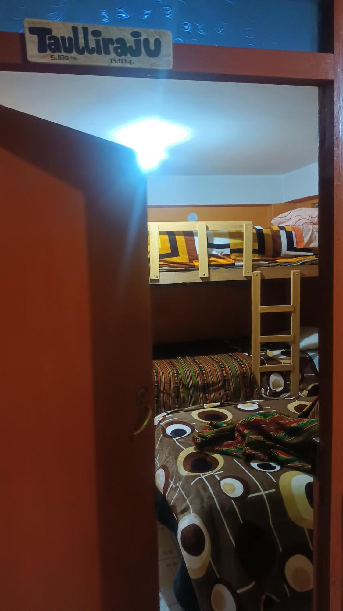 El Amauta De Los Andes Lodging Erik House Huaraz  Ngoại thất bức ảnh